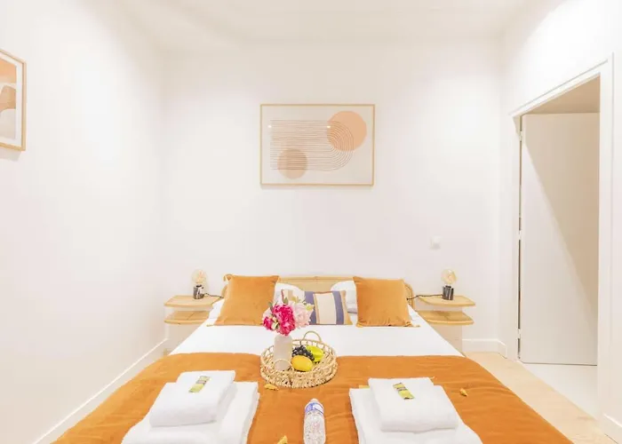 Peaceful Apartment - 1Br-4P - Batignolles